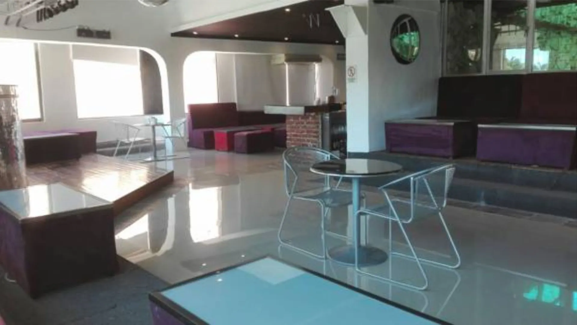 Arts Party Central Hostel 坎昆 酒店