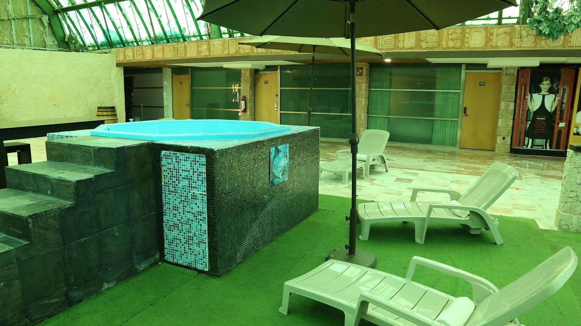 ** Hotel Arts Party Central Hostel Cancun Mexico